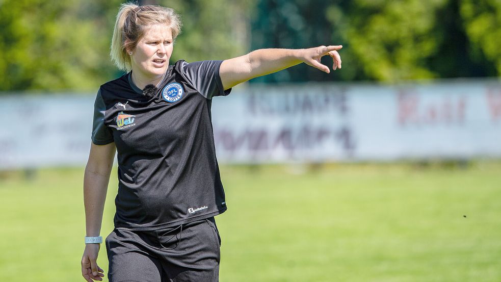 Sie hat wieder für Aufsehen gesorgt: Fußballtrainerin Imke Wübbenhorst aus Wallinghausen.Foto: DPA