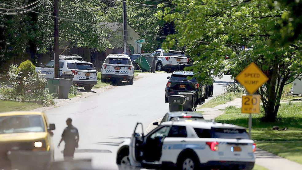 Bei einem Einsatz in Charlotte wurden vier Polizisten getötet. Foto: Khadejeh Nikouyeh/The Charlotte Observer via AP/dpa