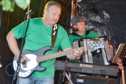 Frisian Bones-Konzert in Wiesens - Bild 3