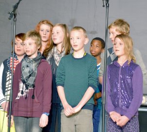 Feier an Haupt- und Realschule Südbrookmerland - Bild 3