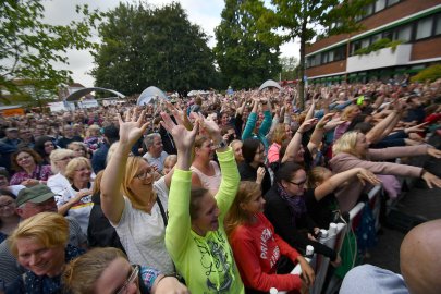 Angelo Kelly und Familie begeistern in Rhauderfehn - Bild 3