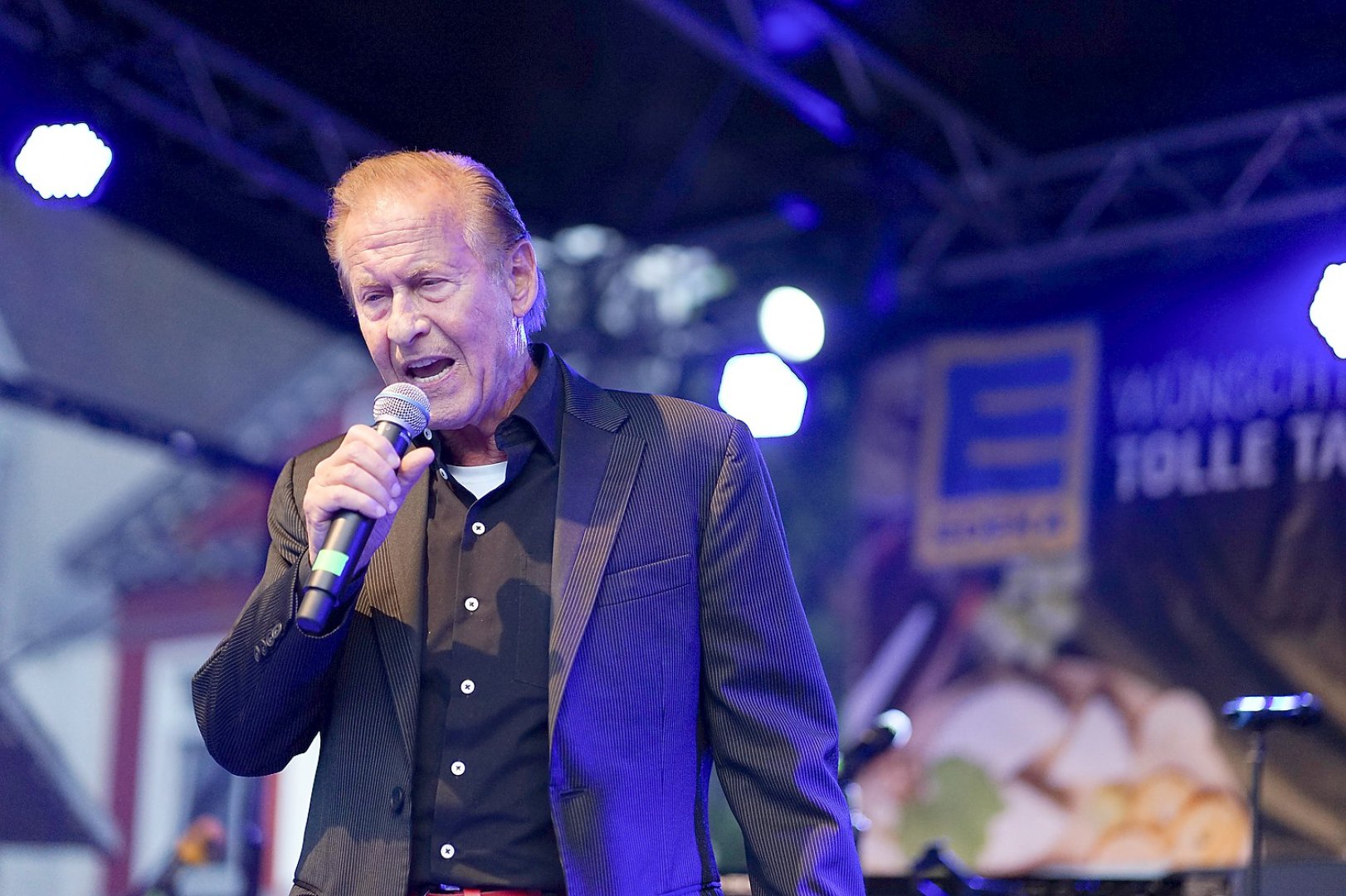 Auricher Weinfest mit rund 20000 Besuchern - Bild 1