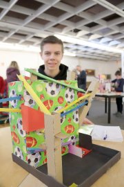 Workshop ,,Wir bauen Murmelbahnen" - Bild 4