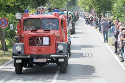 Bunter Korso bei den Münkeboer Festtagen - Bild 2