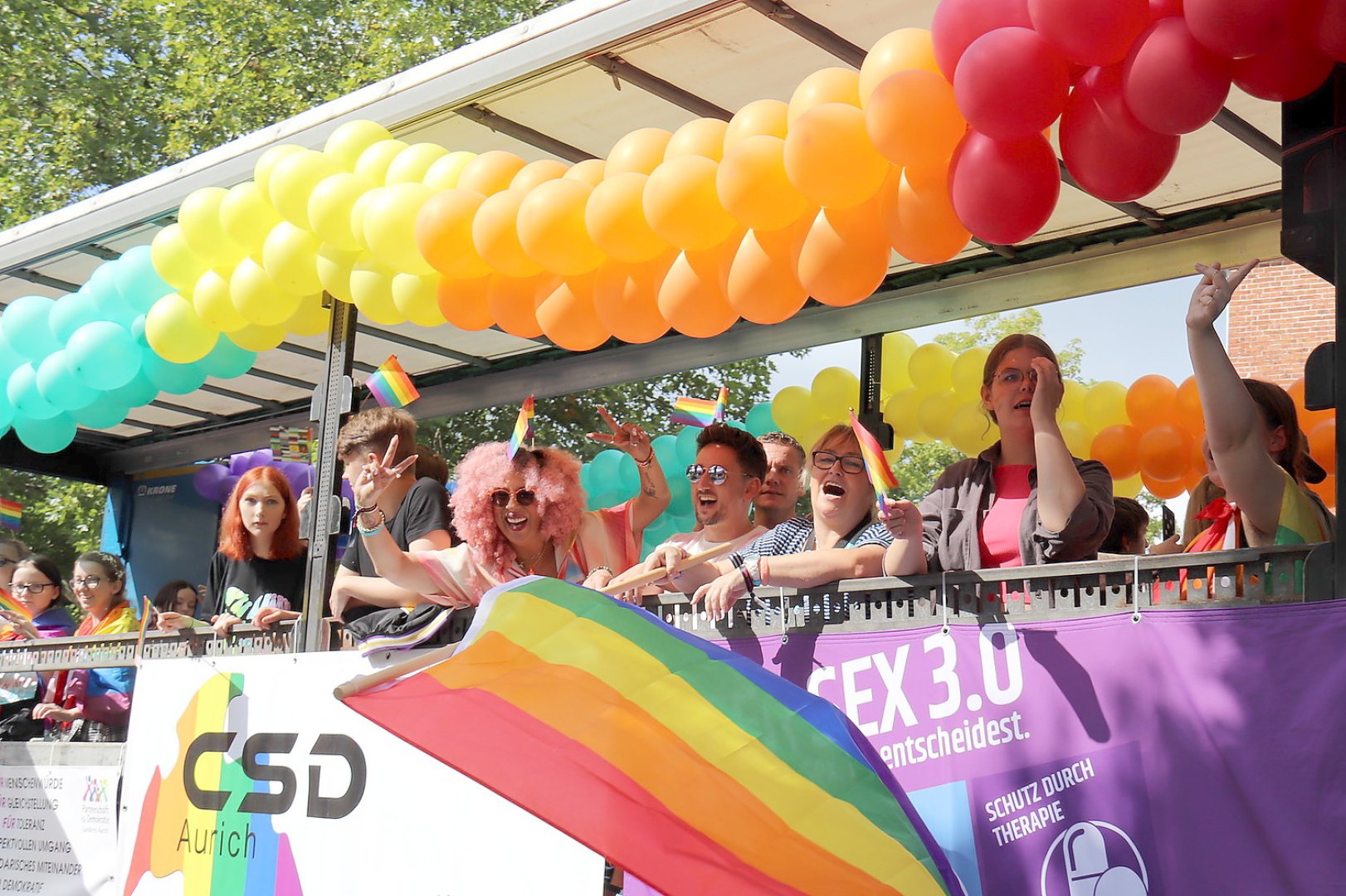 Christopher Street Day in Aurich - Bild 1