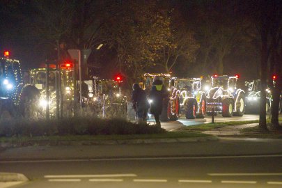 LsV-Lichterkorso: Trecker leuchten auf den Straßen - Bild 3