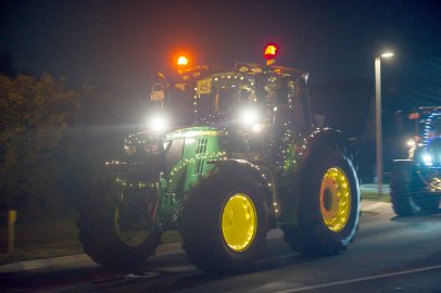 LsV-Lichterkorso: Trecker leuchten auf den Straßen - Bild 7