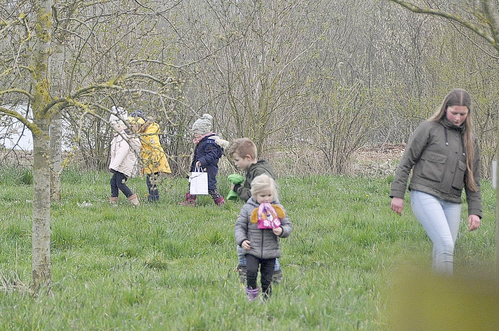 So schön brannten die Osterfeuer in Ostfriesland - Bild 43