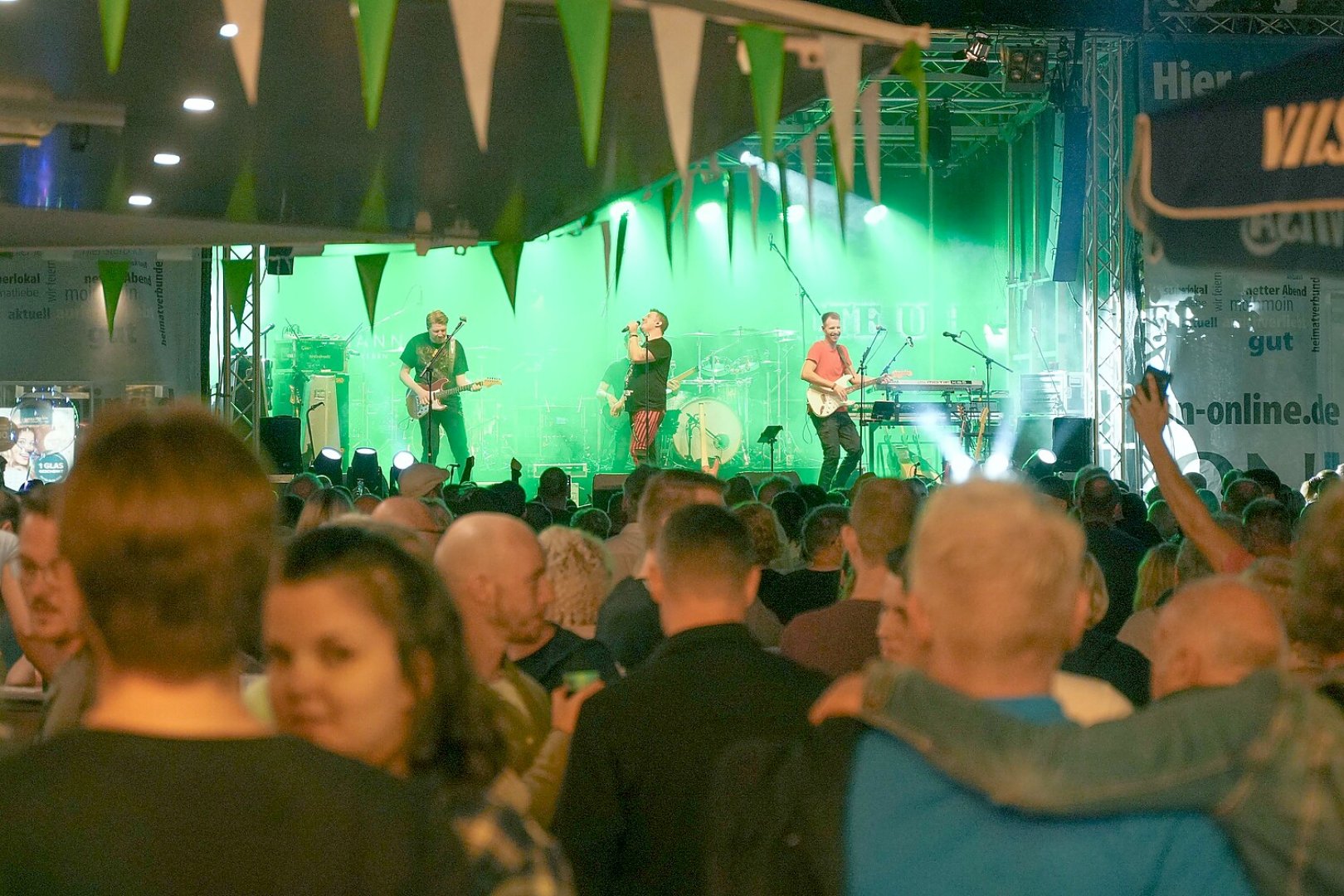 Rauschende Partynacht beim Stadtfest - Bild 1