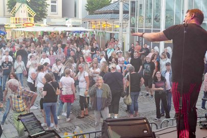 Rauschende Partynacht beim Stadtfest - Bild 4
