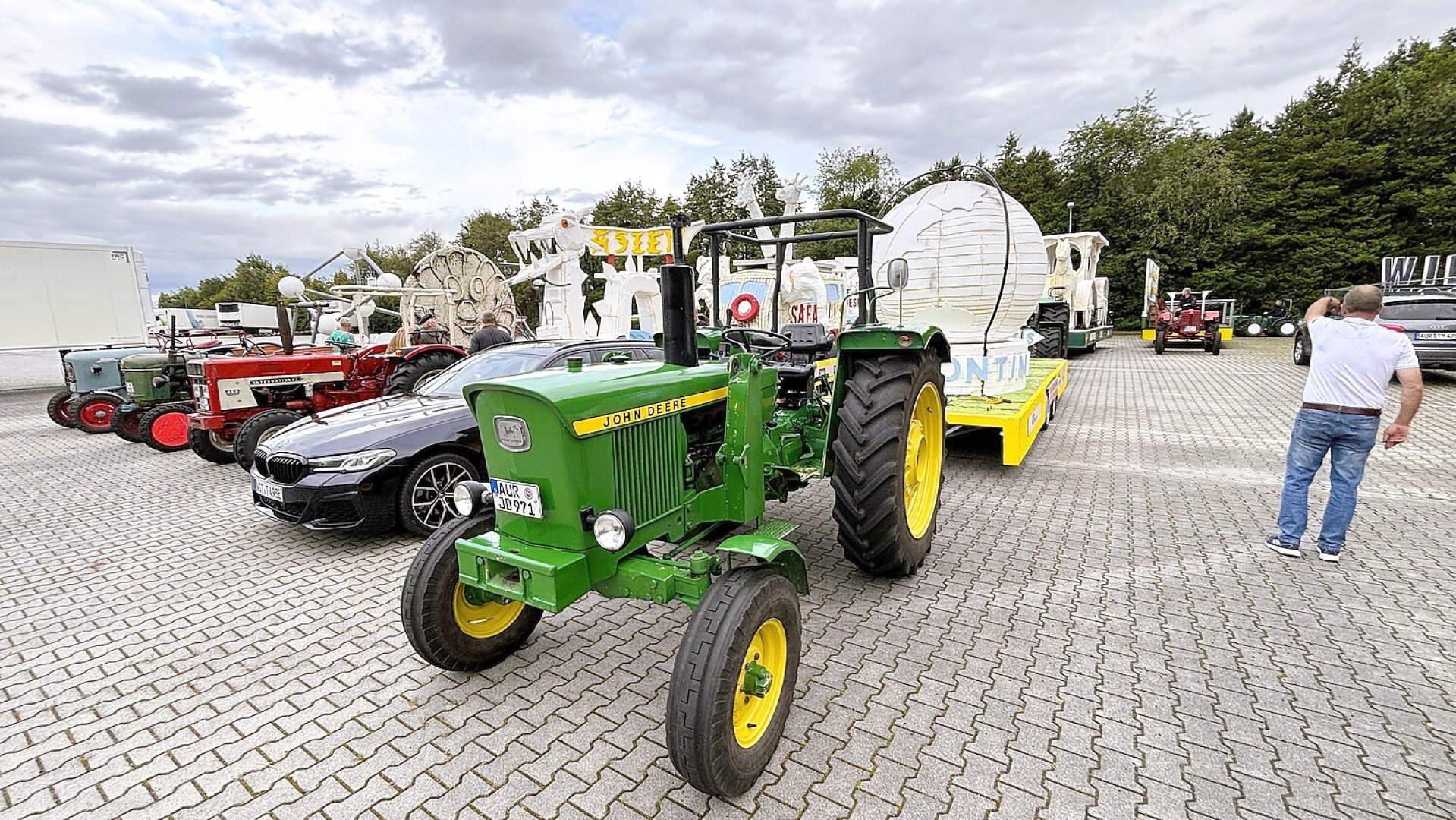 Der Blütenfest-Korso ohne Blumen  - Bild 3