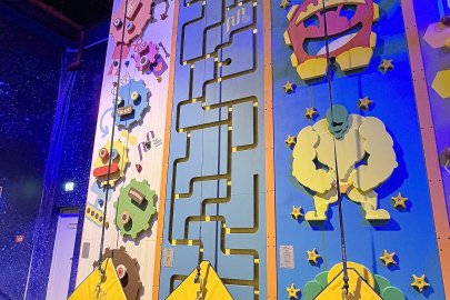 Indoorspielplatz mit Weltraum-Thema - Bild 10