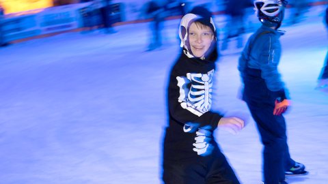 Viel los schon am ersten Eiszeit-Tag  - Bild 8