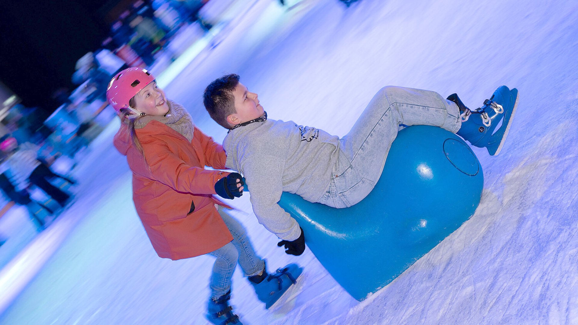 Viel los schon am ersten Eiszeit-Tag  - Bild 10