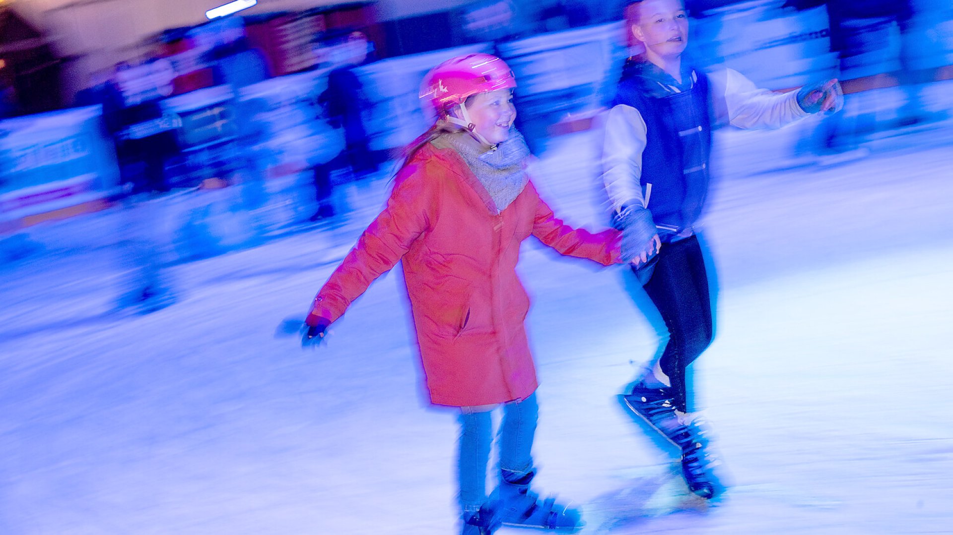 Viel los schon am ersten Eiszeit-Tag  - Bild 11