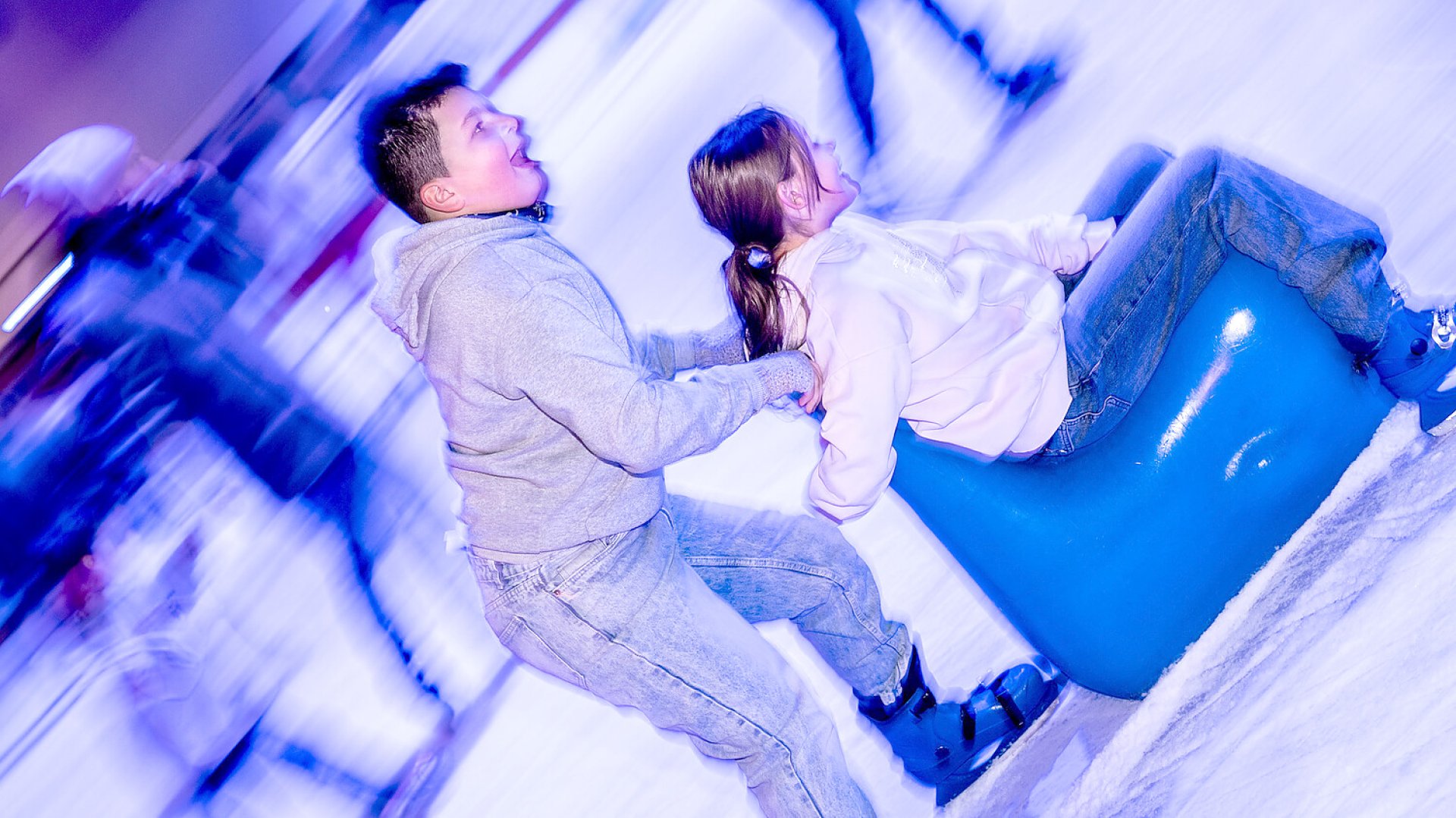 Viel los schon am ersten Eiszeit-Tag  - Bild 13