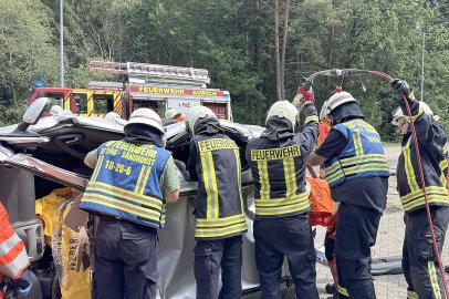 Übung auf ungewöhnlichem Terrain - Bild 3
