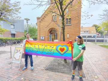 Christopher Street Day (CSD) 2026  in Aurich - Bild 3