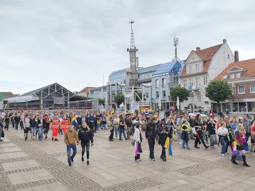 Christopher Street Day (CSD) 2026  in Aurich - Bild 2
