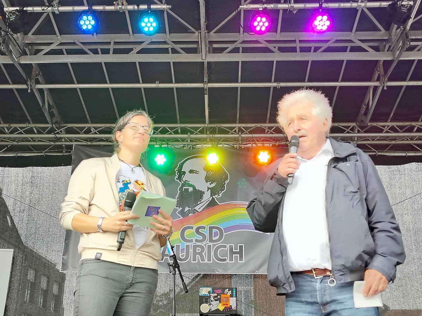 Christopher Street Day (CSD) in Aurich - Bild 1