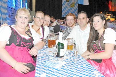 Oktoberfest in der Sparkassen-Arena Aurich - Bild 3