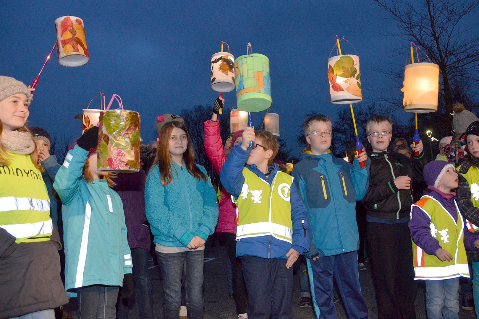 Laternenumzug der Grundschule Upgant-Schott - Bild 1
