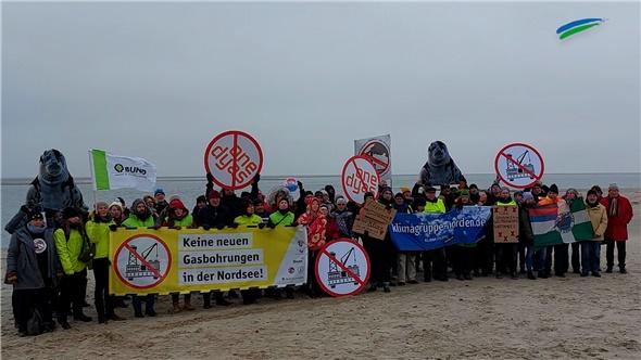 Borkum - Umweltschützer protestieren gegen Erdgasbohrungen