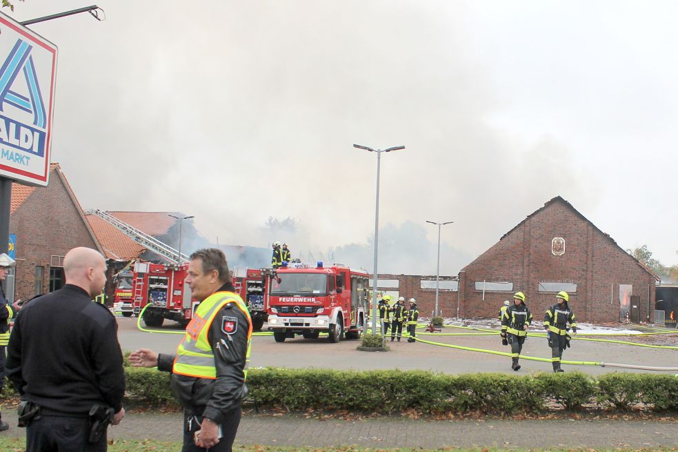 Vom Aldi-Markt blieben nur die Grundmauern stehen.