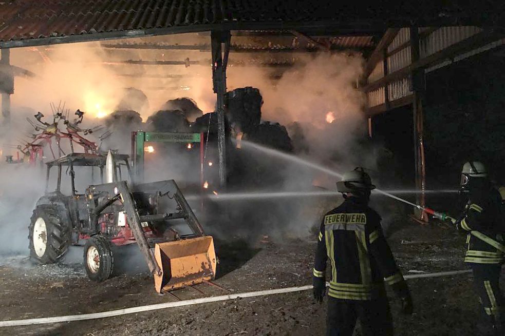 Die Scheune stand komplett in Flammen. Bild: Radtke