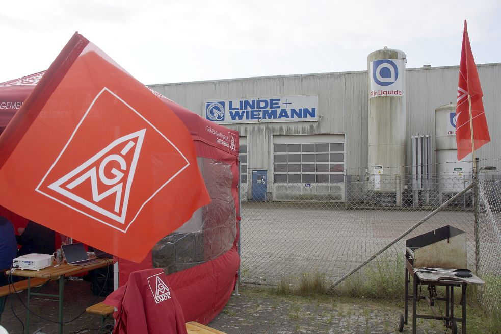 Die Belegschaft von Linde und Wiemann aus Georgsheil wartet noch immer auf eine Einigung über den Ausgleich der Werkschließung für die betroffenen Mitarbeiter. Archivfoto: Holger Janssen