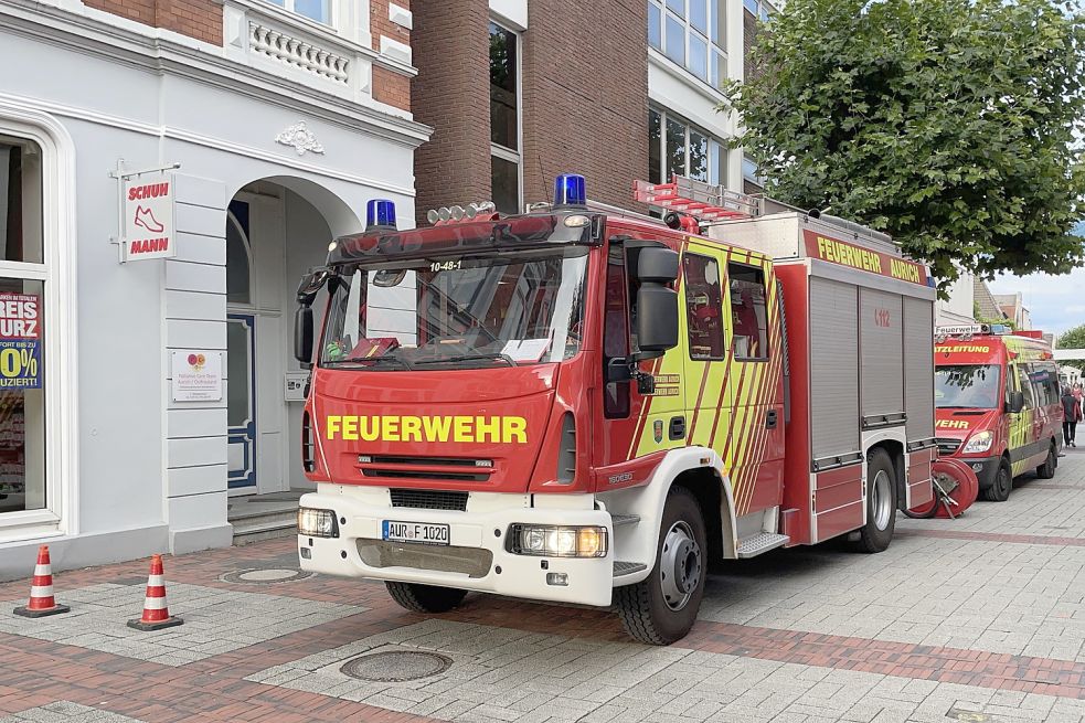 Die Feuerwehr war vier Stunden lang im Einsatz, um den Keller leerzupumpen. Foto: Feuerwehr