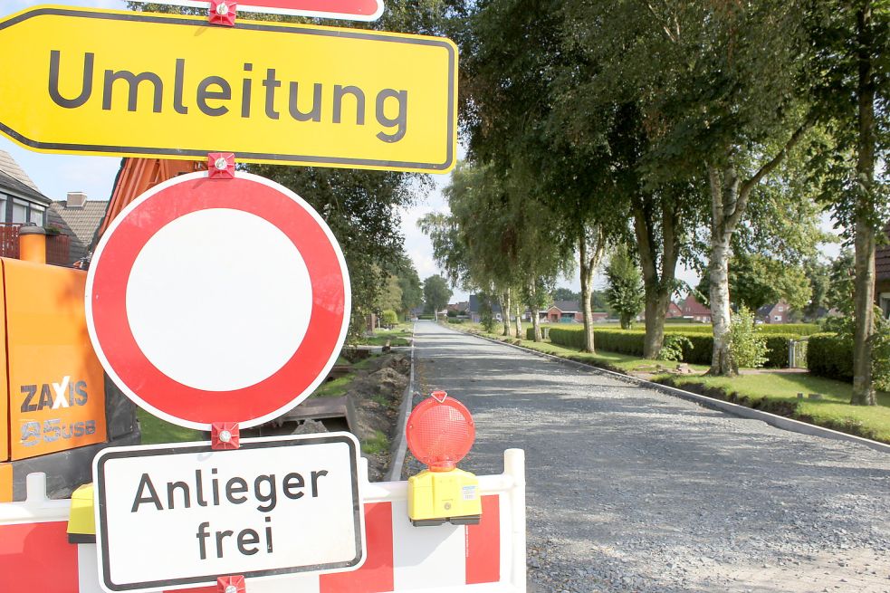 Im Moorweg in Moordorf stehen noch die Pflasterarbeiten aus. Foto: Karin Böhmer