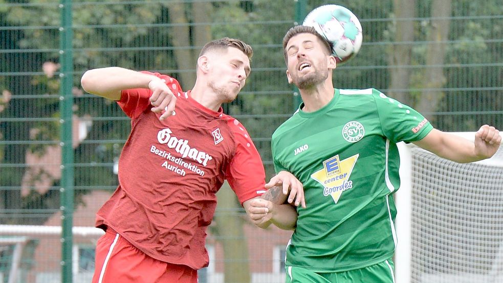 Ole Veit (links) und Henning Schmidtke in einem rassigen Duell.Fotos: Bernd Wolfenberg