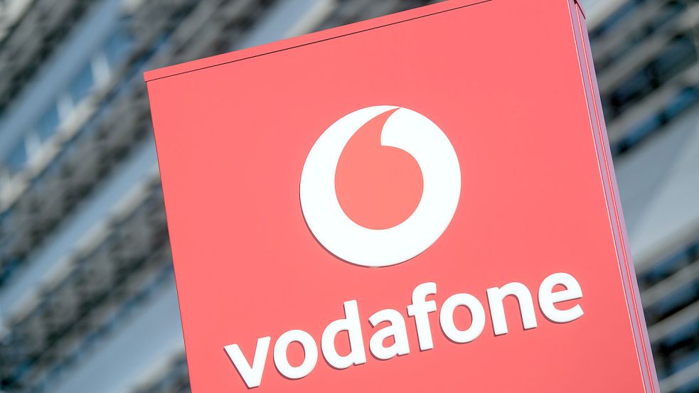 Vodafone-Kunden haben am Mittwochnachmittag über Ausfälle beim Fernseh- und Internetempfang geklagt. Foto: Gambarini/DPA