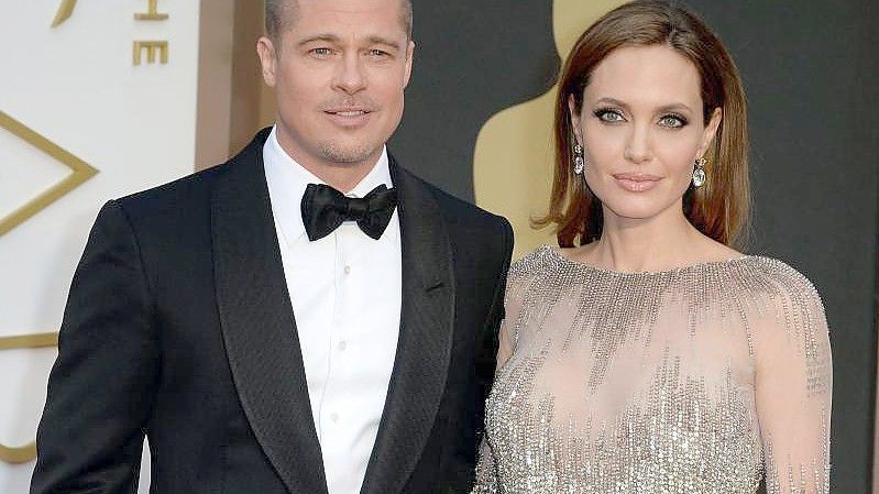 Das Hollywood-Paar Angelina Jolie und Brad Pitt heirateten 2014. Die Ehe hielt allerdings nicht lange. Foto: Mike Nelson/EPA/dpa