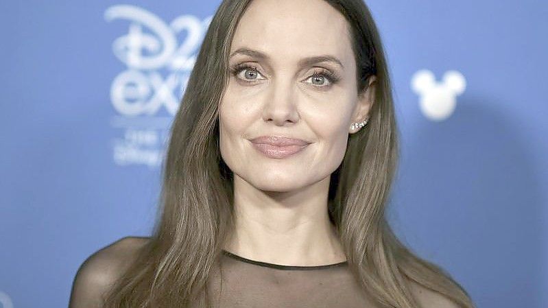 Jolie ist Sonderbotschafterin des UN-Flüchtlingshilfswerks. Foto: Richard Shotwell/Invision/AP/dpa/Archivbild