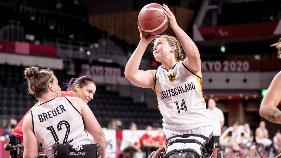 Die gebürtige Marienhaferin Lena Knippelmeyer (am Ball) wird ohne eine Medaille von den Paralympics in Tokio zurückkehren. Archivfoto: Steffi Wunderl