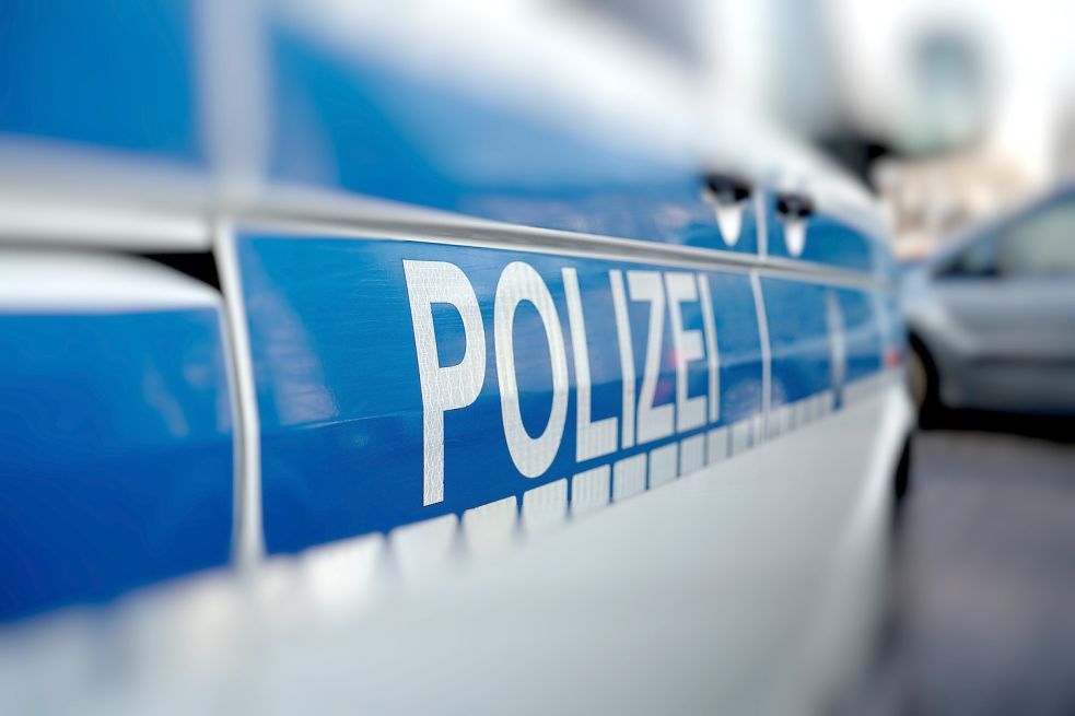 Die Polizei rückte zu Kontrollen aus. Symbolfoto: Polizei