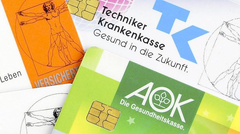 Konzept der Bürgerversicherung: Alle Bürger zahlen einen bestimmten Anteil ihres Einkommens in eine gesetzliche Krankenversicherung und haben Anspruch auf dieselben Leistungen. Foto: Maurizio Gambarini/dpa