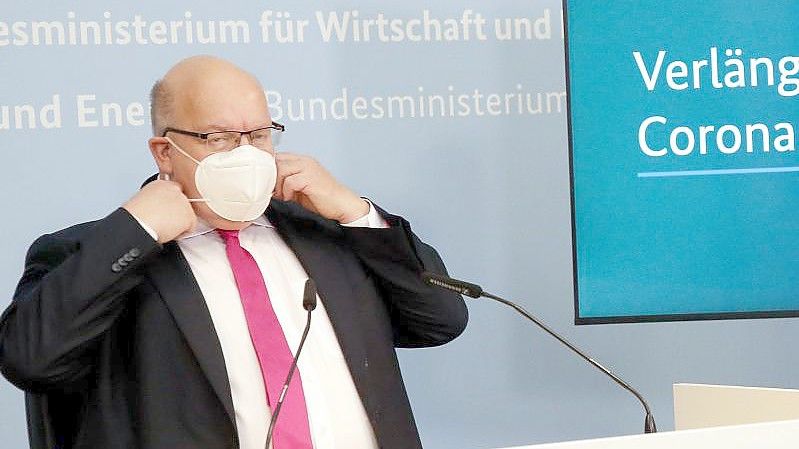 Peter Altmaier (CDU), Bundeswirtschaftsminister. Die Corona-Hilfen werden bis Jahresende verlängert. Foto: Wolfgang Kumm/dpa