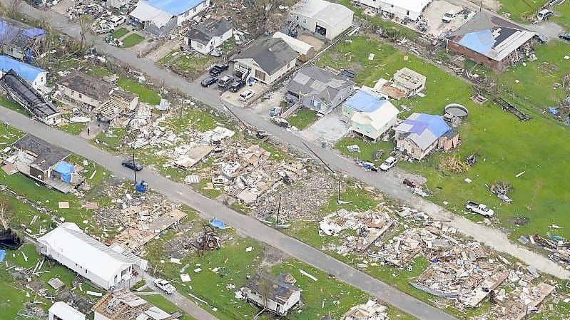 Die Aufräumarbeiten nach dem verheerenden Hurrikan „Ida“ gehen in mehreren US-Bundesstaaten weiter. Foto: Matt Slocum/AP/dpa