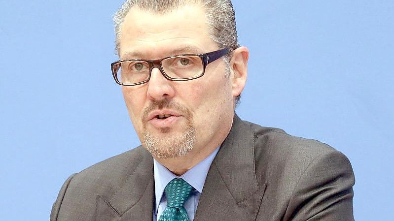 Arbeitgeberpräsident Rainer Dulger warnt vor einer möglichen Linkskoalition. Foto: Wolfgang Kumm/dpa