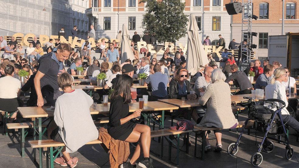 In Kopenhagen und in ganz Dänemark enden auch die letzten Corona-Beschränkungen, das öffentliche Leben ist wieder in vollem Gange. Foto: imago images/NurPhoto/Michal Fludra