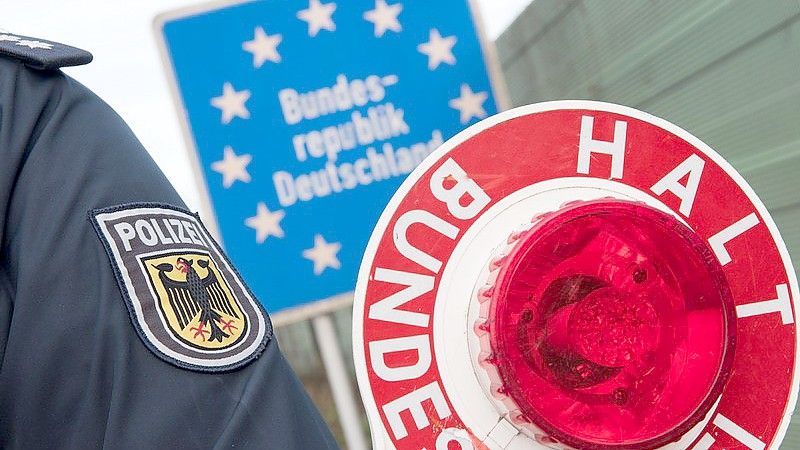 Der Mann bezahlte eine Geldstrafe. Symbolfoto: Bundespolizei