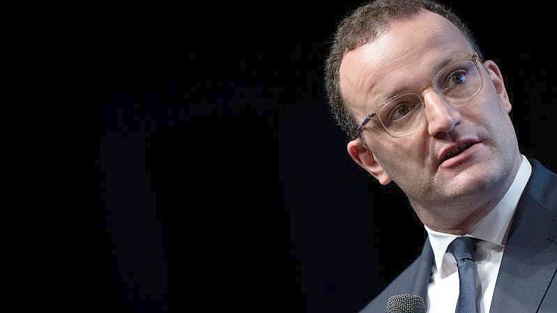 „Wir sind noch nicht durch“: Bundesgesundheitsminister Jens Spahn. Foto: Federico Gambarini/dpa