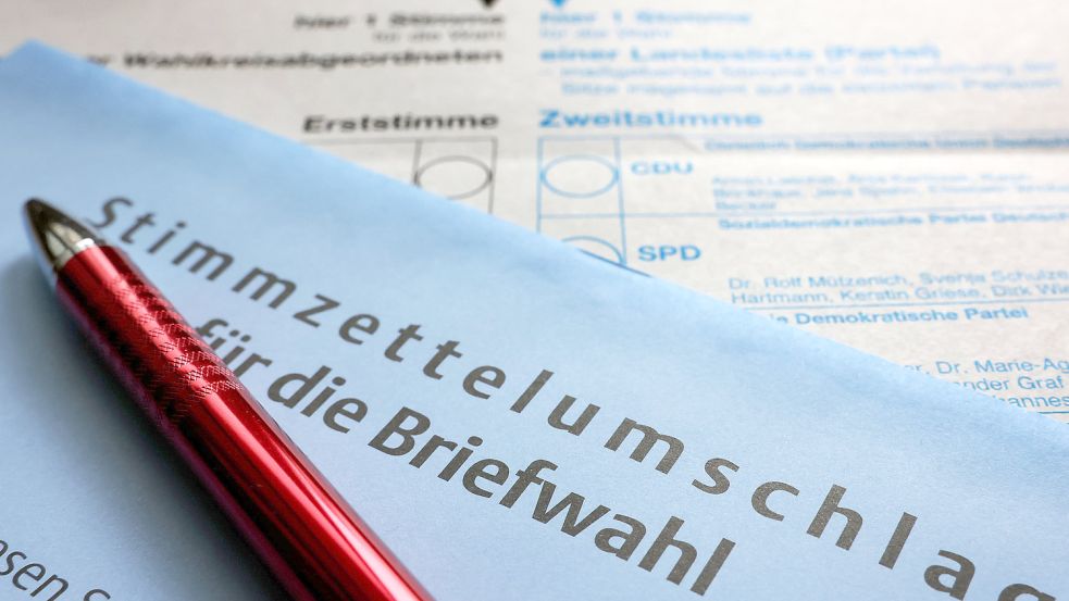 Rund 2700 Menschen in Südbrookmerland wollen per Brief wählen. Foto: Oliver Berg/DPA