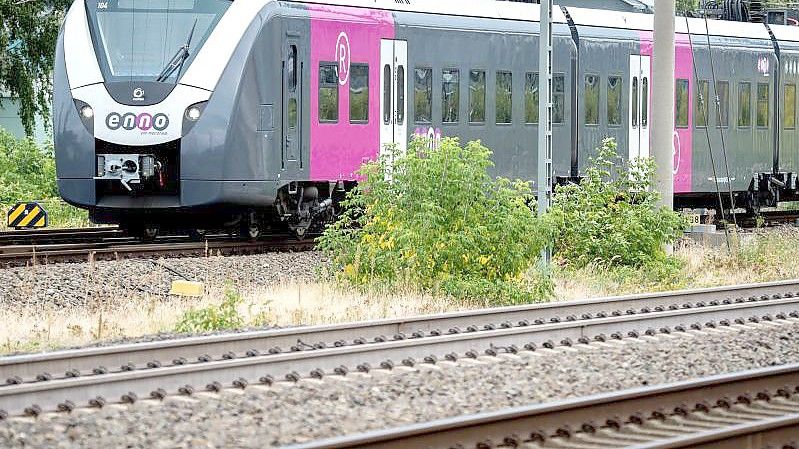 Ein Nahverkehrszug von Enno. Foto: Hauke-Christian Dittrich/dpa