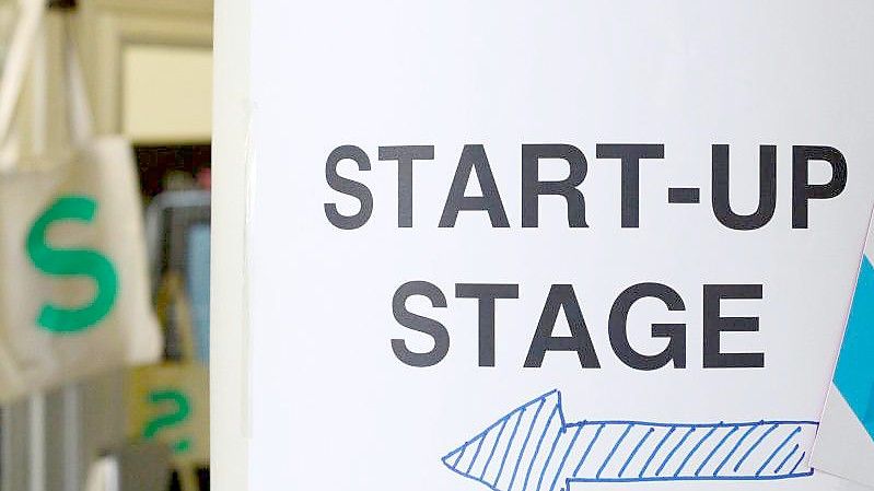 Die Zahl der Start-ups ist während des Coronajahrs 2020 in Deutschland zurückgegangen. Foto: Jens Kalaene/dpa-Zentralbild/dpa/Illustration