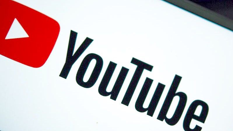 Das Logo der Internet-Videoplattform Youtube. (Archivbild). Foto: Monika Skolimowska/dpa-Zentralbild/dpa