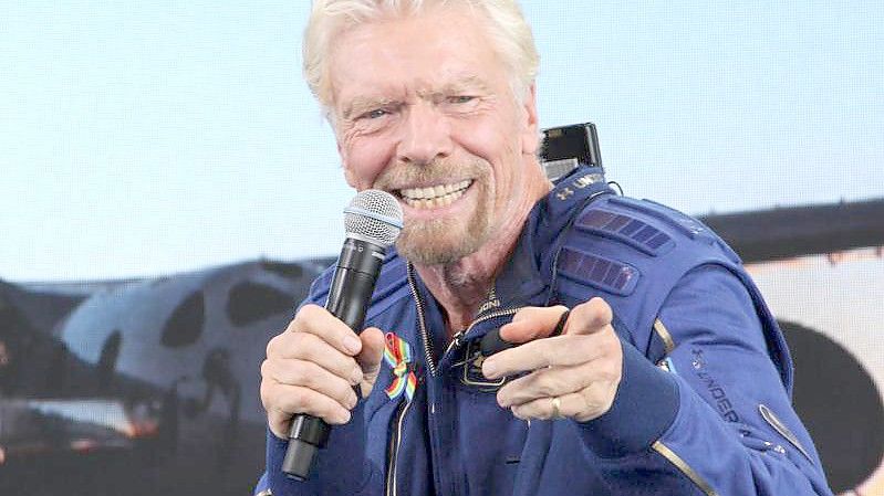 Richard Branson will in das Geschäft mit dem Weltraumtourismus einsteigen. Foto: Susan Montoya Bryan/AP/dpa